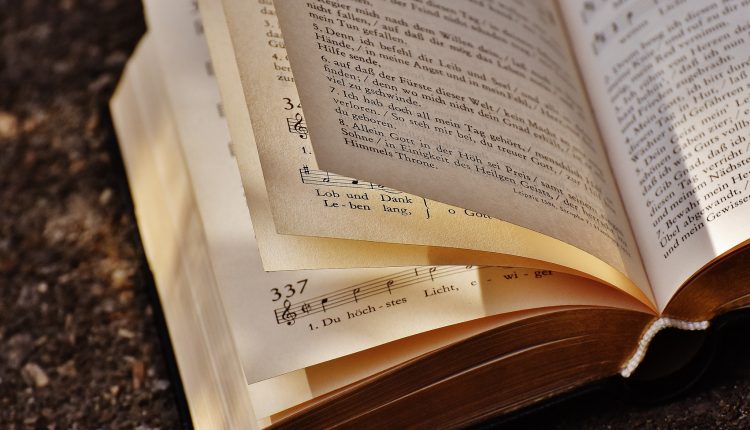 carti vechi de vanzare