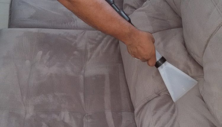 curatare fotolii la domiciliu